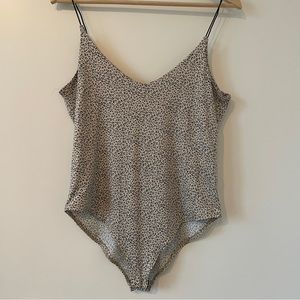 Cheetah print v-neck spaghetti strap bodysuit